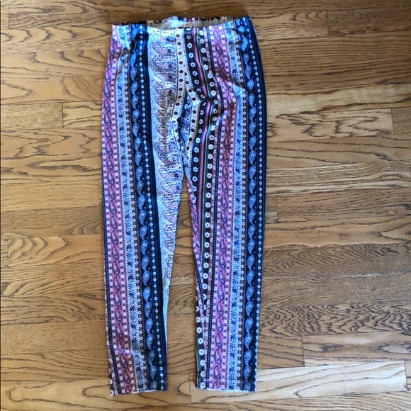 Belle du Jour  2 Piece Legging and Top Set - Picture 3 of 7